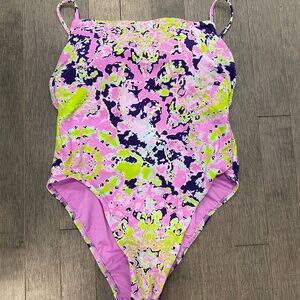 NEW Victoria's Secret Double Back Strap One-piece Swimsuit